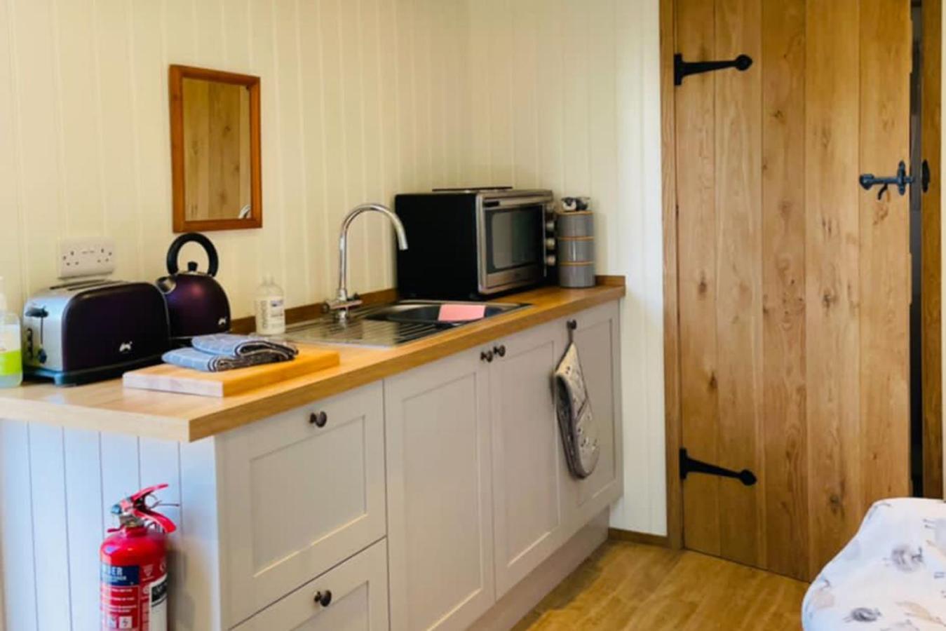 Shepherds Hut, West Ayton, Scarborough Exteriör bild